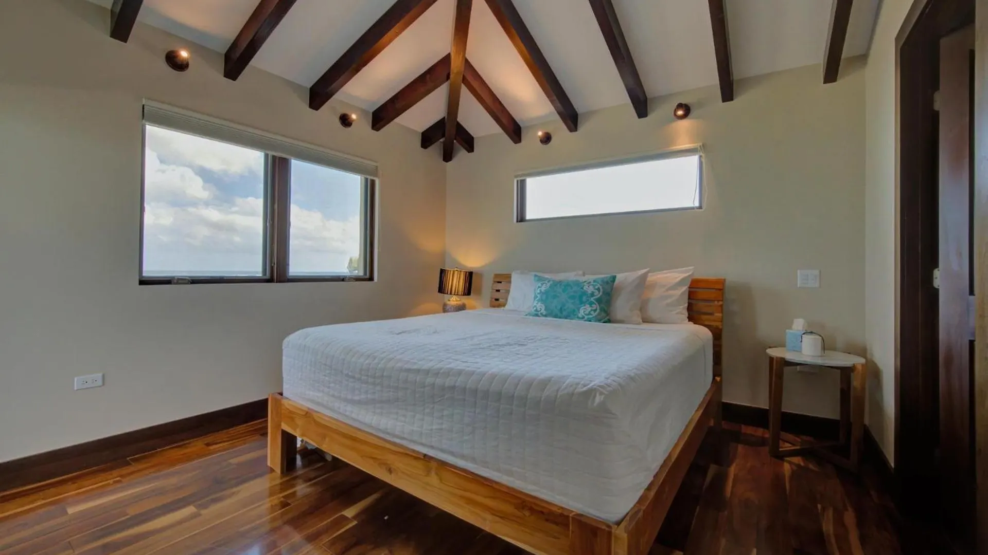 Stepping Stone 4 Bedroom East End Sand Bluff 0*,