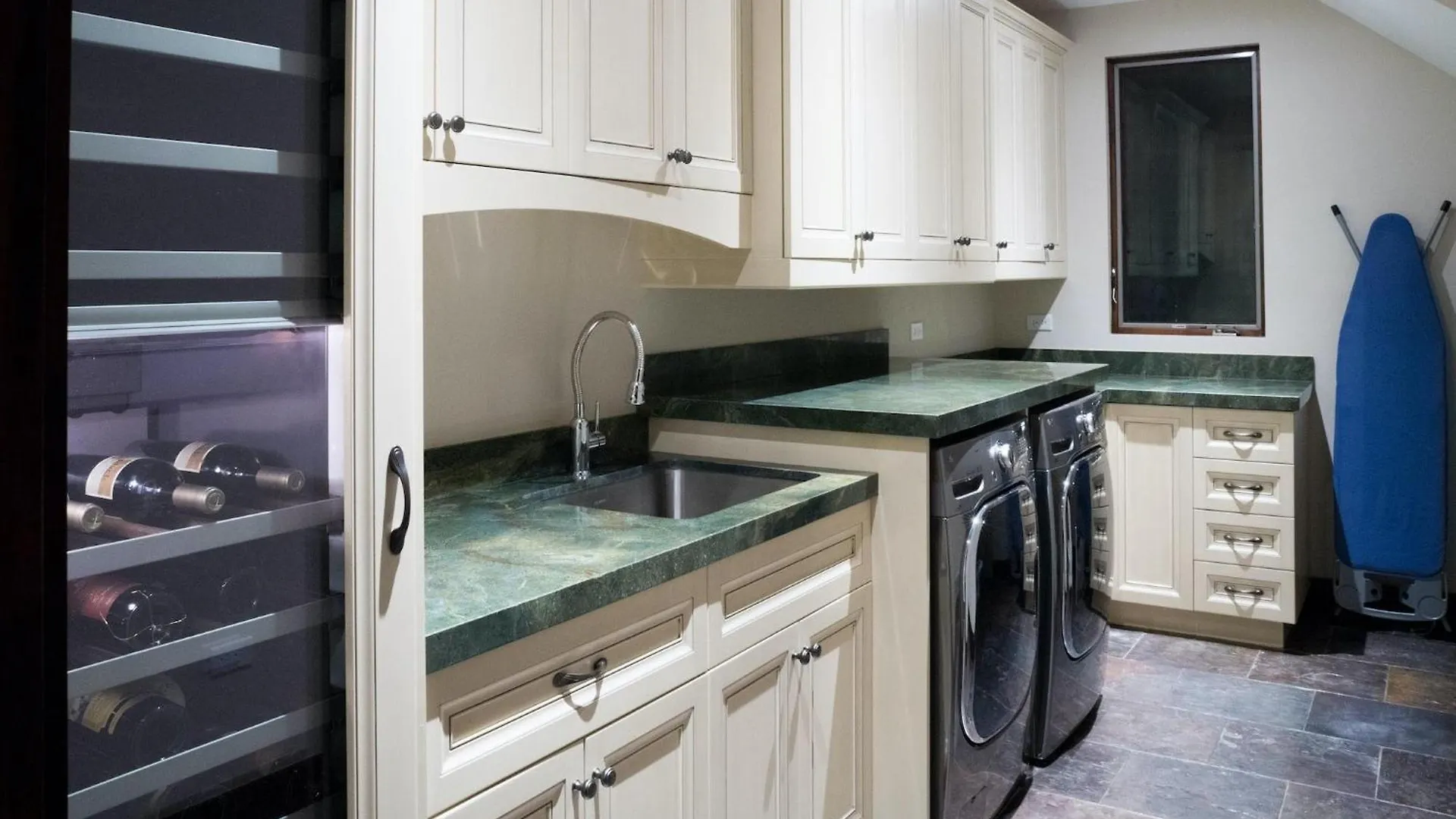 Stepping Stone 4 Bedroom East End Sand Bluff