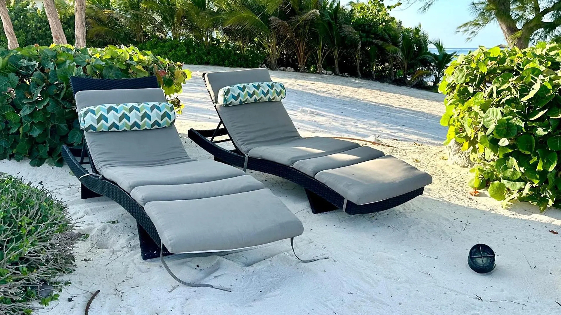 Stepping Stone 4 Bedroom East End Sand Bluff Caymanöarna